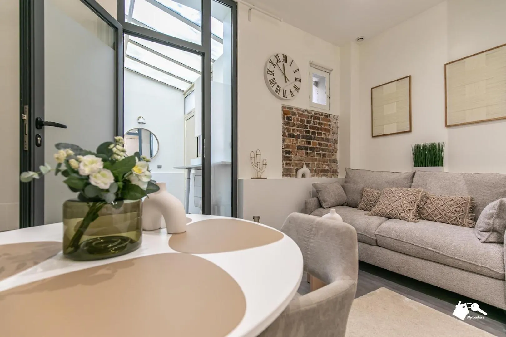 Mba - Splendide Appartement - Proche Nation Paris 0*,  France