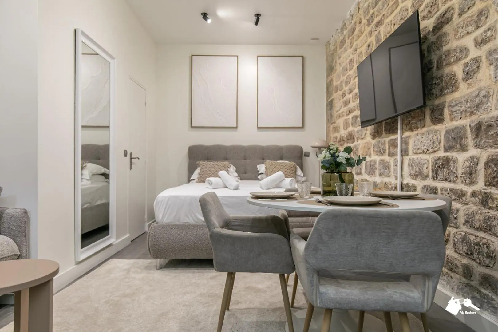 Mba - Splendide Appartement - Proche Nation Paris 0*,  France